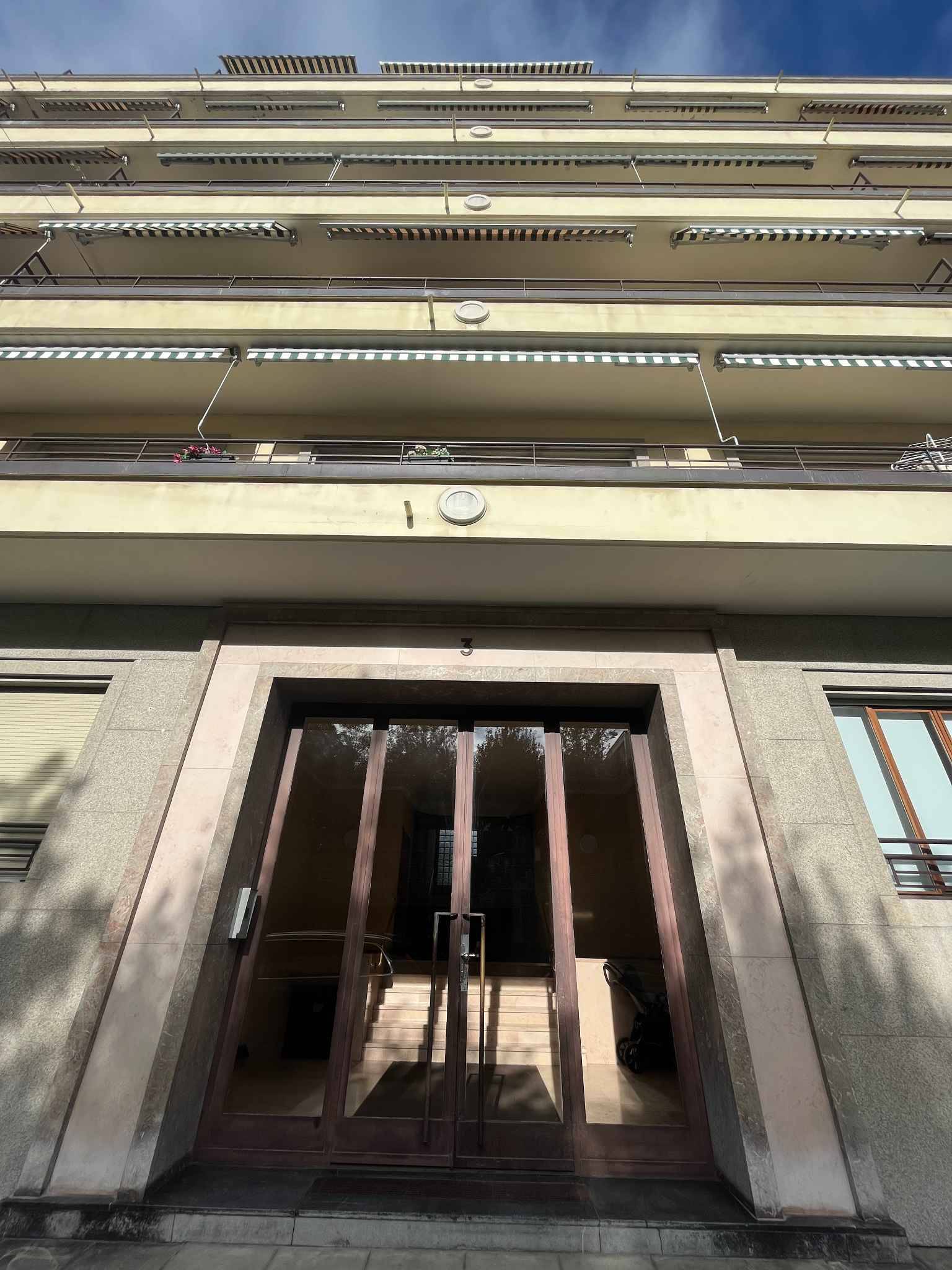 2 pièces — Genève